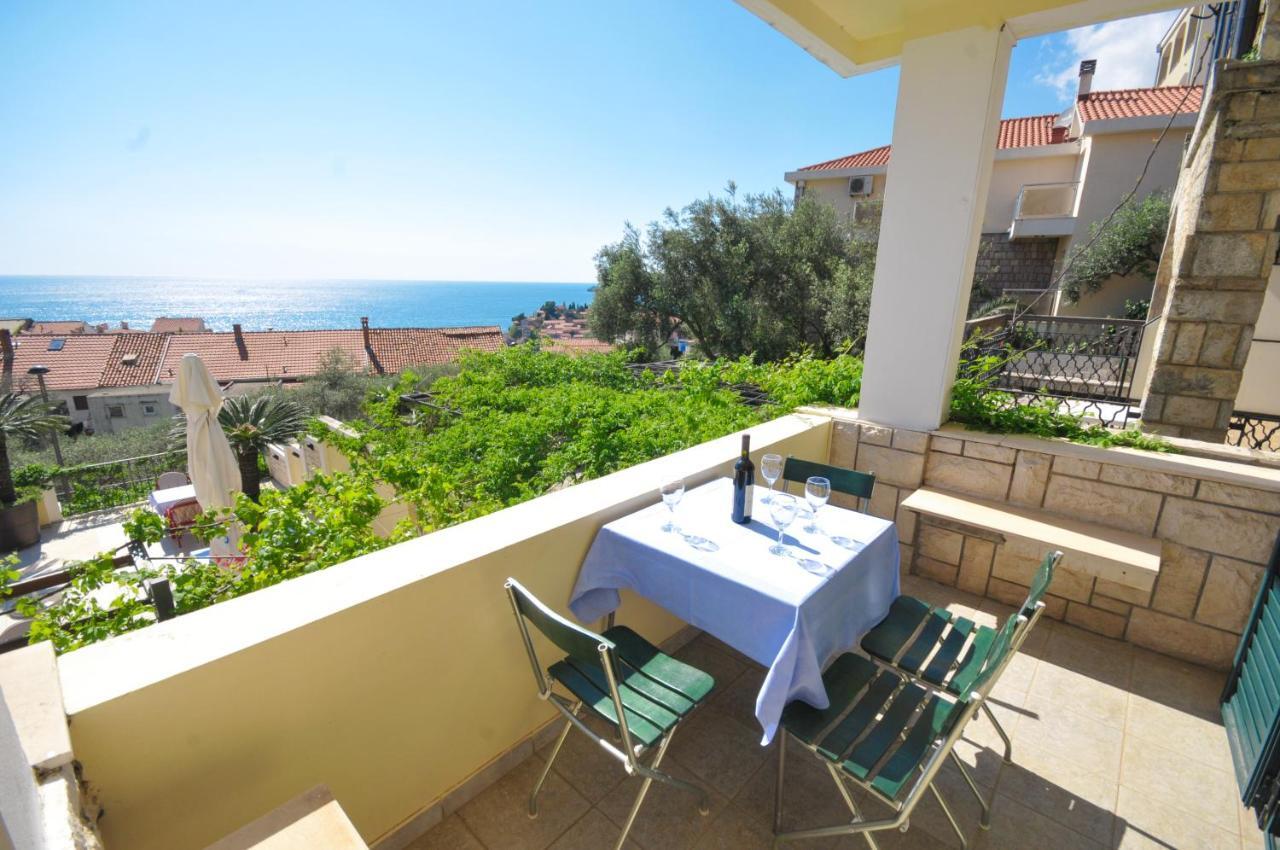 Apartments Balic Sveti Stefan Ngoại thất bức ảnh