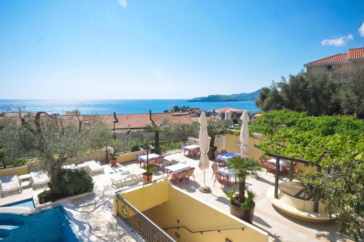 Apartments Balic Sveti Stefan Ngoại thất bức ảnh