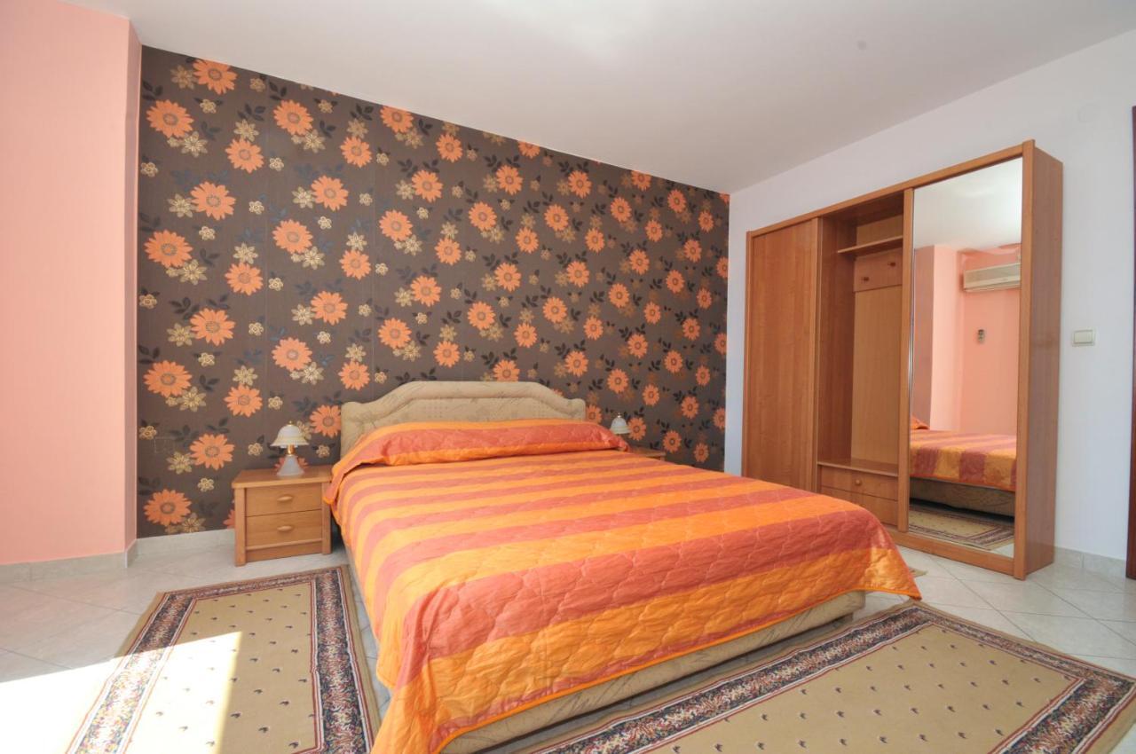 Apartments Balic Sveti Stefan Ngoại thất bức ảnh