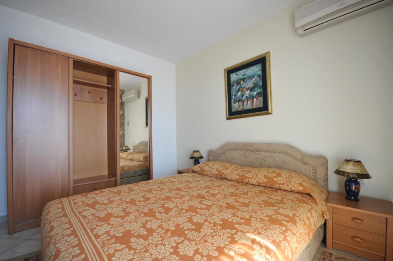 Apartments Balic Sveti Stefan Ngoại thất bức ảnh