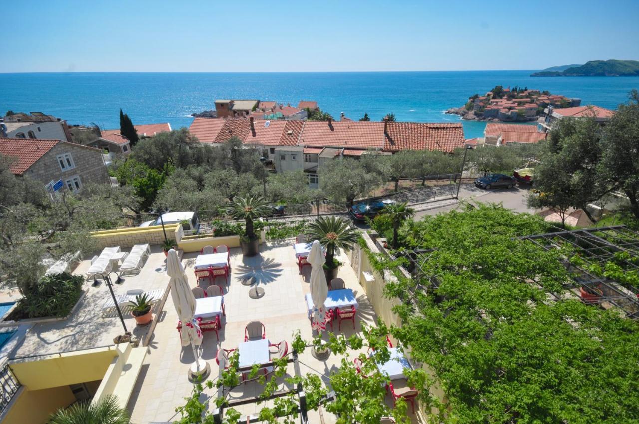 Apartments Balic Sveti Stefan Ngoại thất bức ảnh