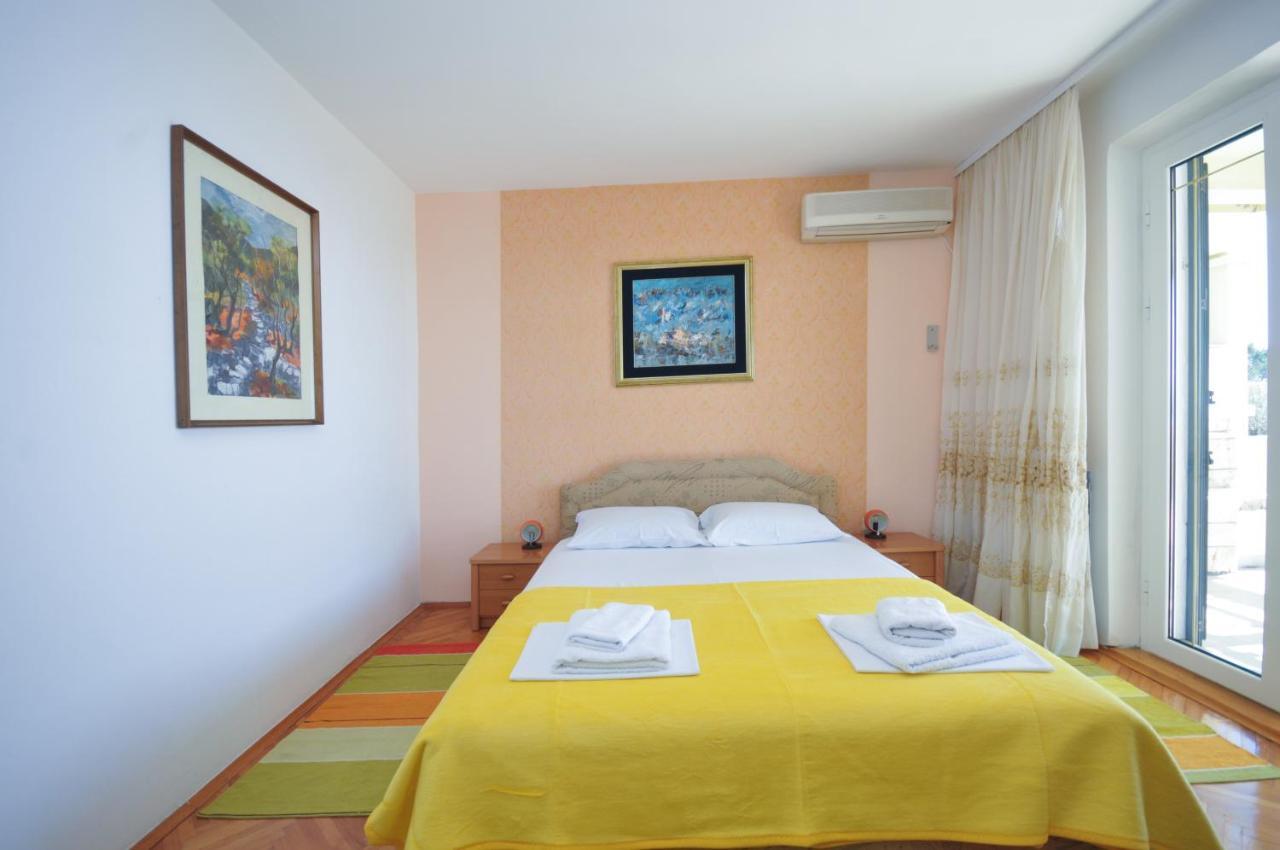 Apartments Balic Sveti Stefan Ngoại thất bức ảnh