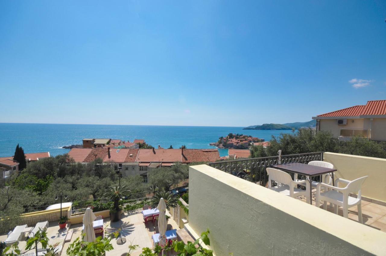 Apartments Balic Sveti Stefan Ngoại thất bức ảnh