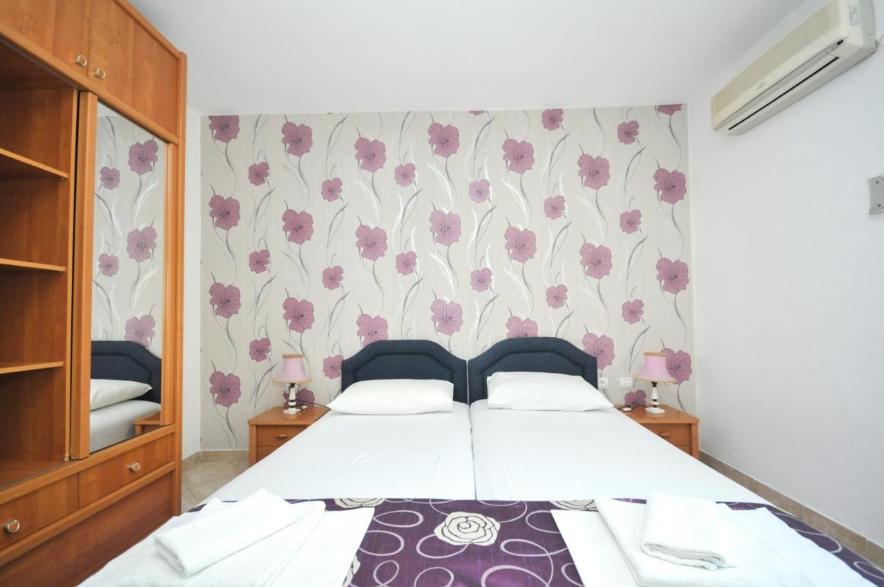 Apartments Balic Sveti Stefan Ngoại thất bức ảnh