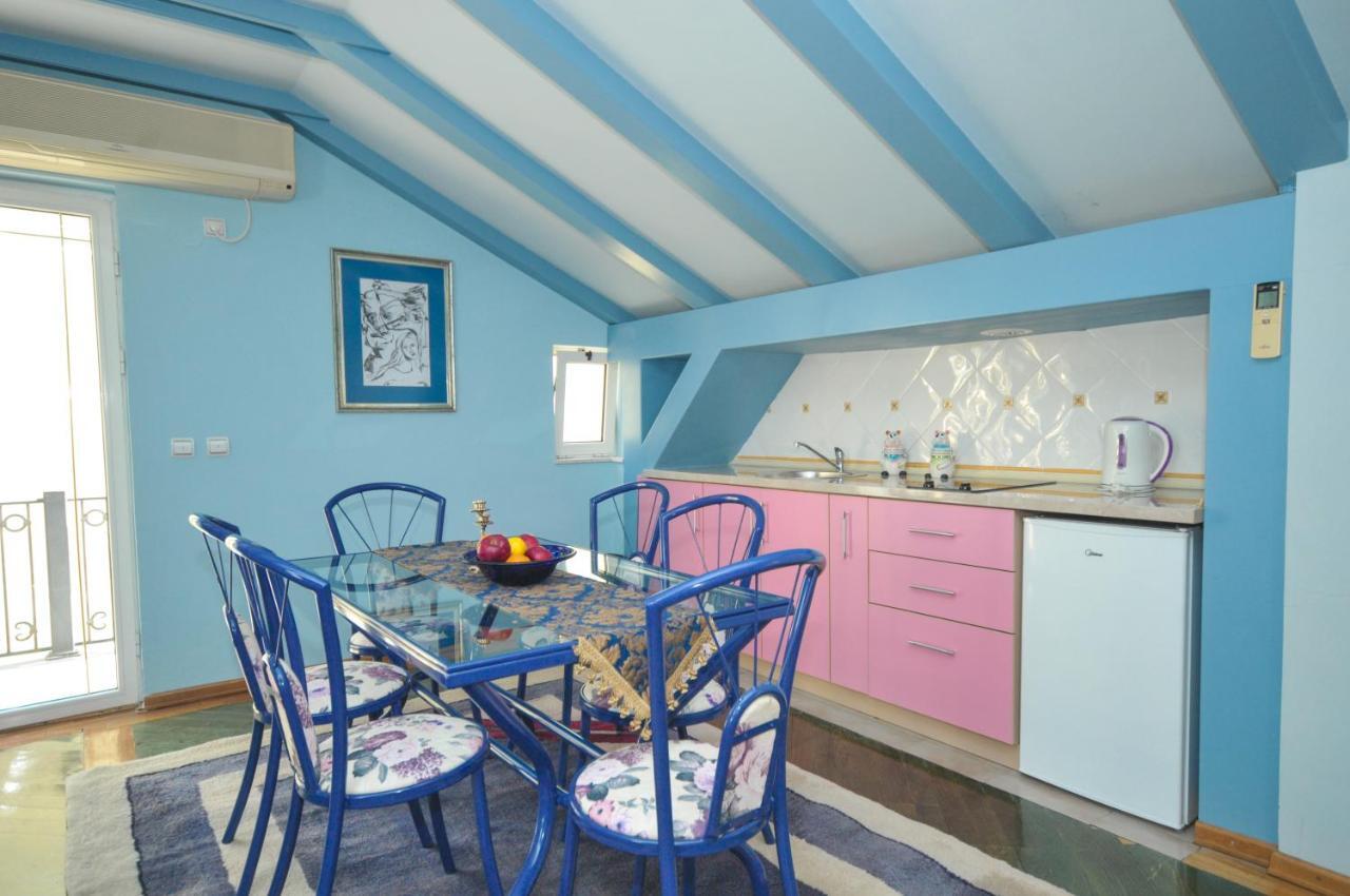 Apartments Balic Sveti Stefan Ngoại thất bức ảnh