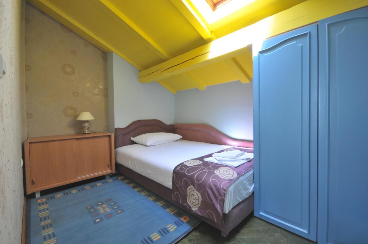 Apartments Balic Sveti Stefan Ngoại thất bức ảnh
