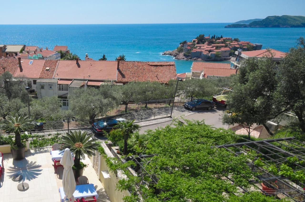 Apartments Balic Sveti Stefan Ngoại thất bức ảnh