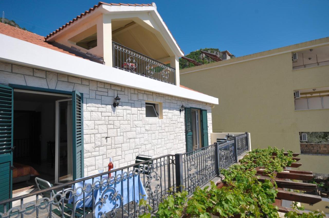 Apartments Balic Sveti Stefan Ngoại thất bức ảnh