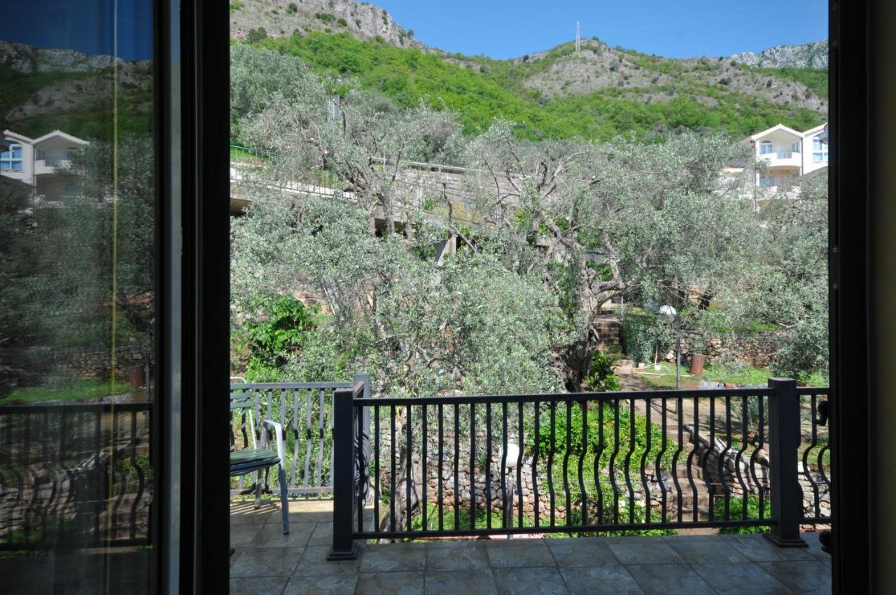Apartments Balic Sveti Stefan Ngoại thất bức ảnh